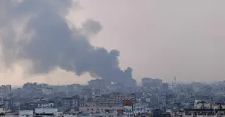 ইসলামবাগে প্লাস্টিকের গোডাউনে আগুন, নিয়ন্ত্রণে ৬ ইউনিট